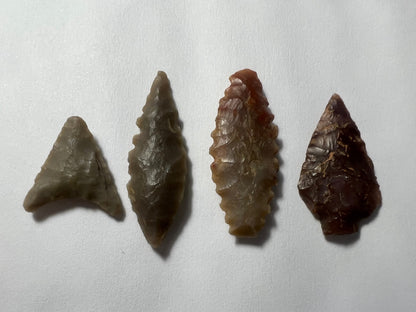 4x Stone Age Ancient Neolithic Stone Arrowheads in Display Case