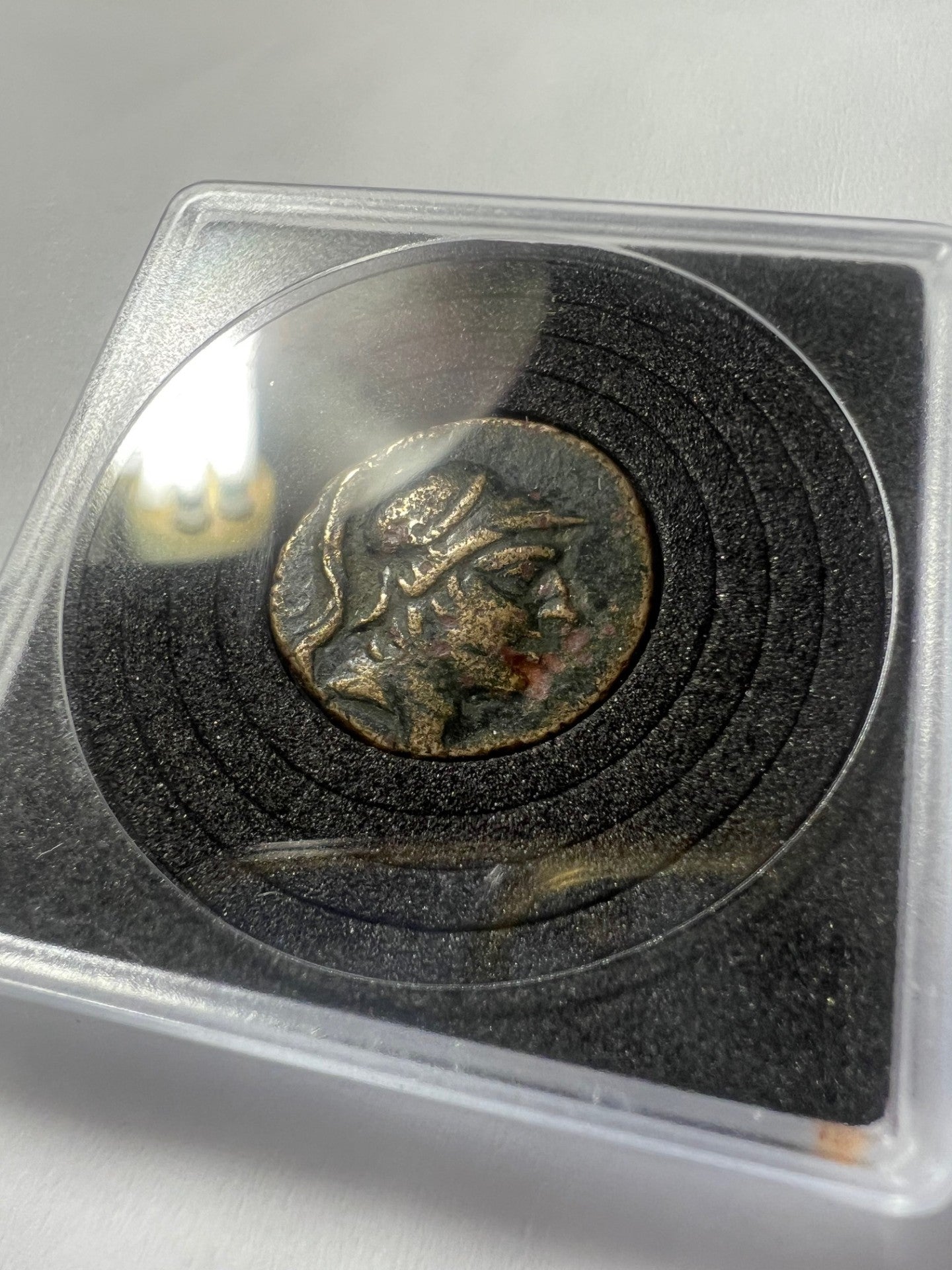 Ancient Greek Coin Mithradates VI Pontos Amisos head of Ares/sword 100 - 85 BC + Display box